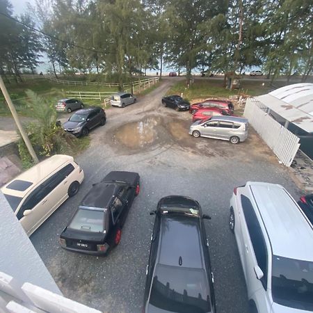 Paka Tamim Seaview Hotel エクステリア 写真
