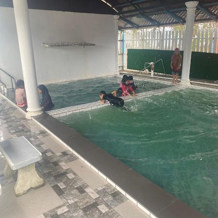 Paka Tamim Seaview Hotel エクステリア 写真