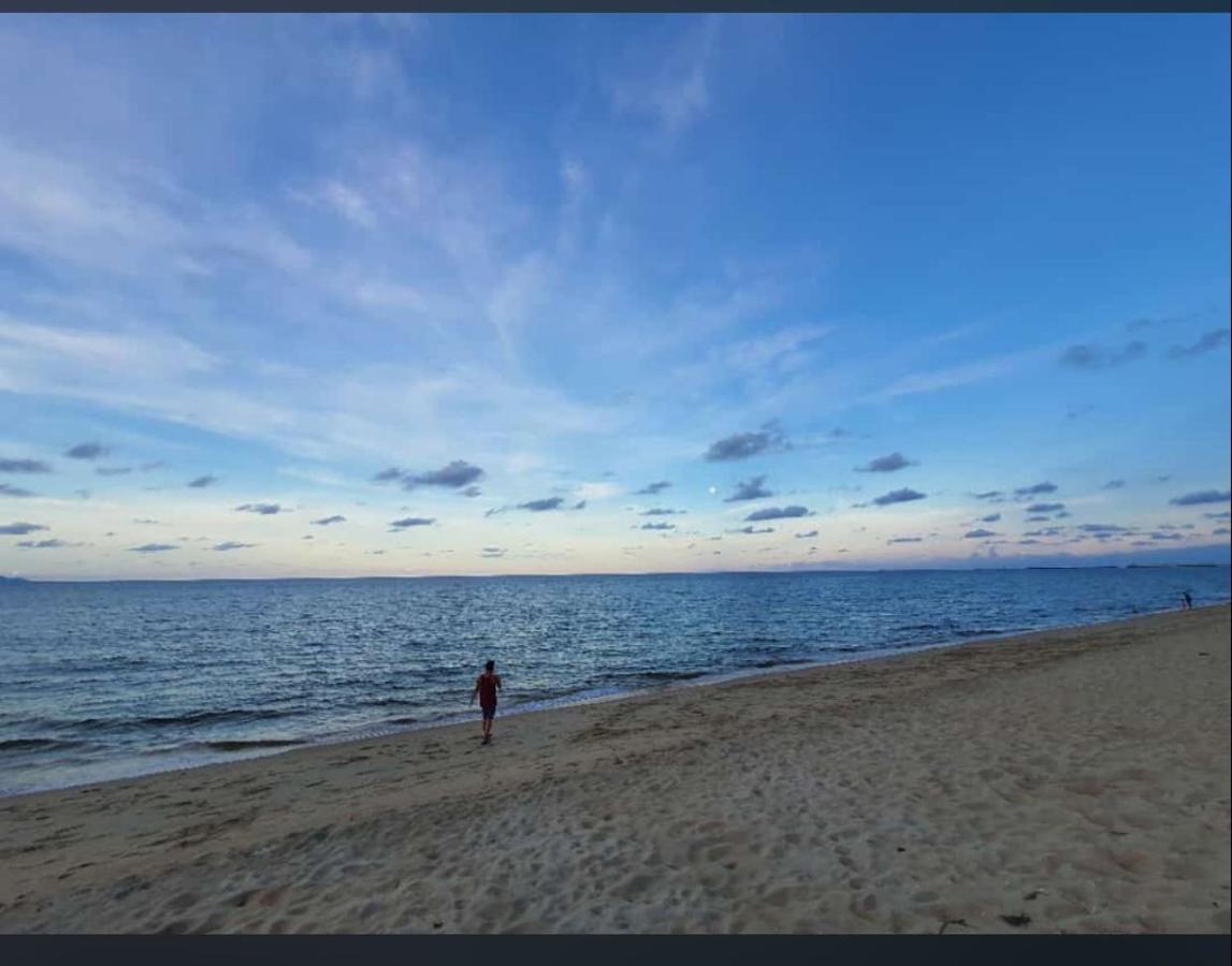Paka Tamim Seaview Hotel エクステリア 写真