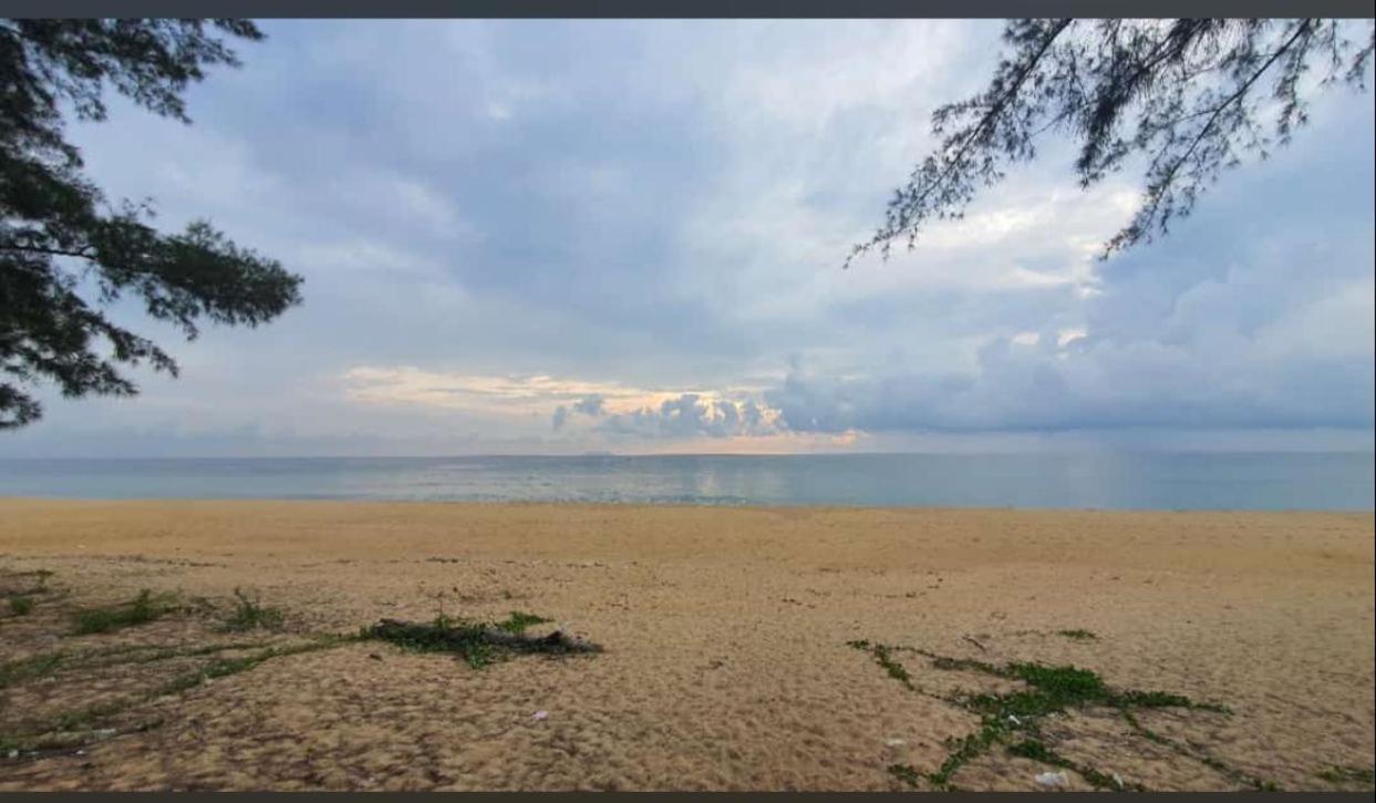 Paka Tamim Seaview Hotel エクステリア 写真
