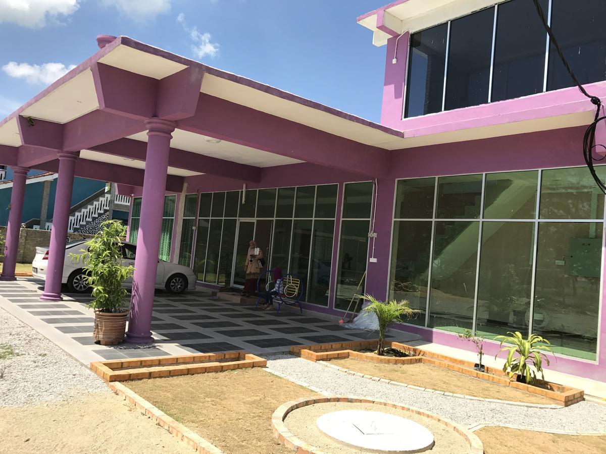 Paka Tamim Seaview Hotel エクステリア 写真