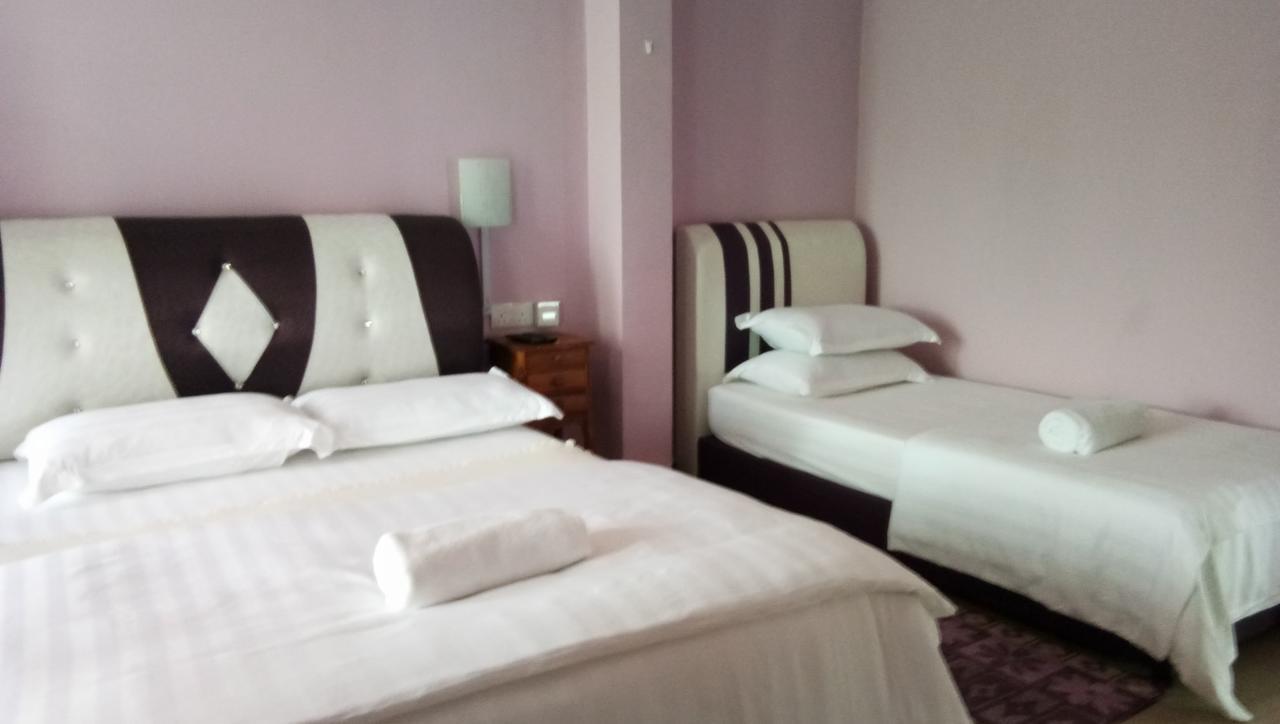 Paka Tamim Seaview Hotel エクステリア 写真