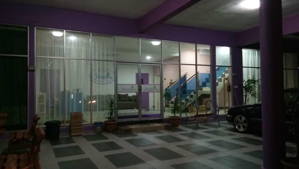 Paka Tamim Seaview Hotel エクステリア 写真