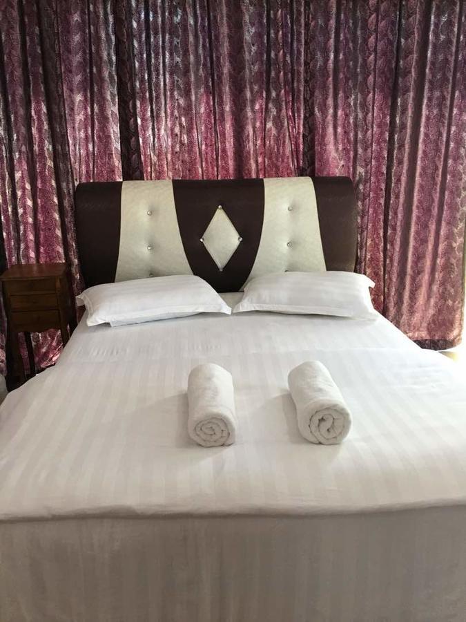 Paka Tamim Seaview Hotel エクステリア 写真